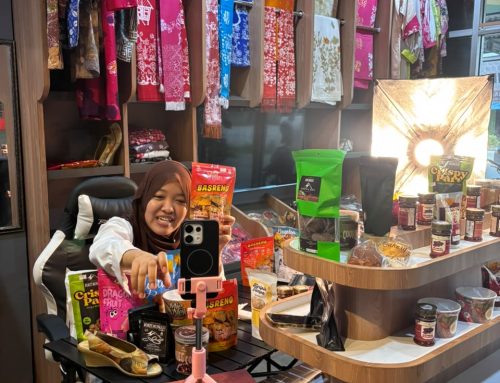 Dorong UMKM Naik Kelas, LPB Pama Kite Gale Fasilitasi Pemasaran melalui Live Shopping di Marketplace